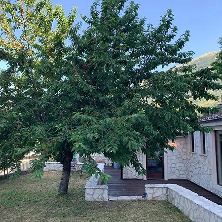 Ferienhaus Il Giardino Di Lallo Barrea